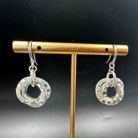 Elegant Silver Hoop Earrings - Picture 7 of 12